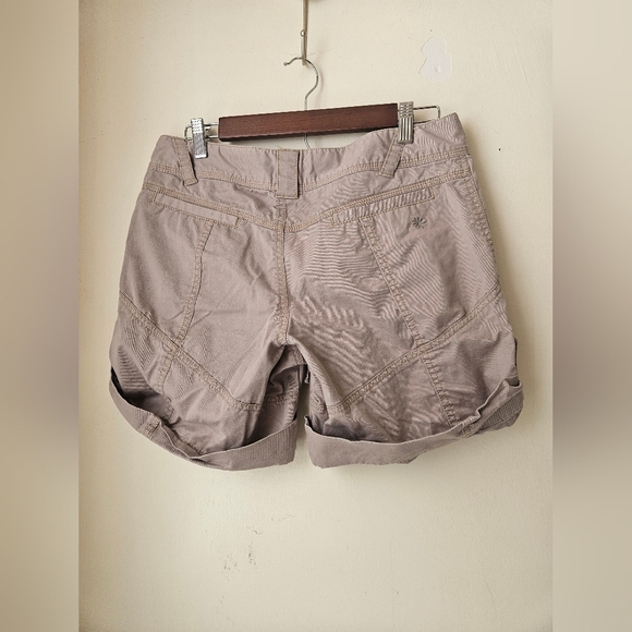 Athleta- Cargo Shorts Women's 30 Khaki - Picture 5 of 8